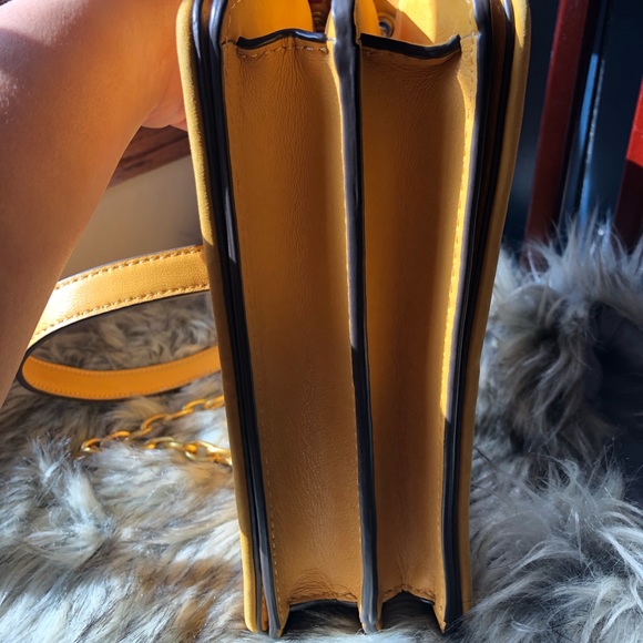 ❌SOLD❌Tory Burch Alexa Crossbody Shoulder bag - Picture 6 of 16